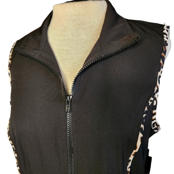 Christopher & Banks Zip Up Vest - Picture 2 of 7